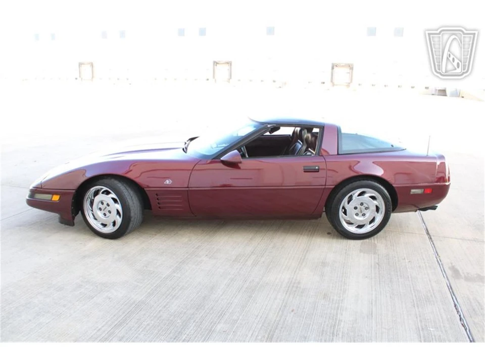 1993 Chevrolet Corvette C4 - Image 3 of 31