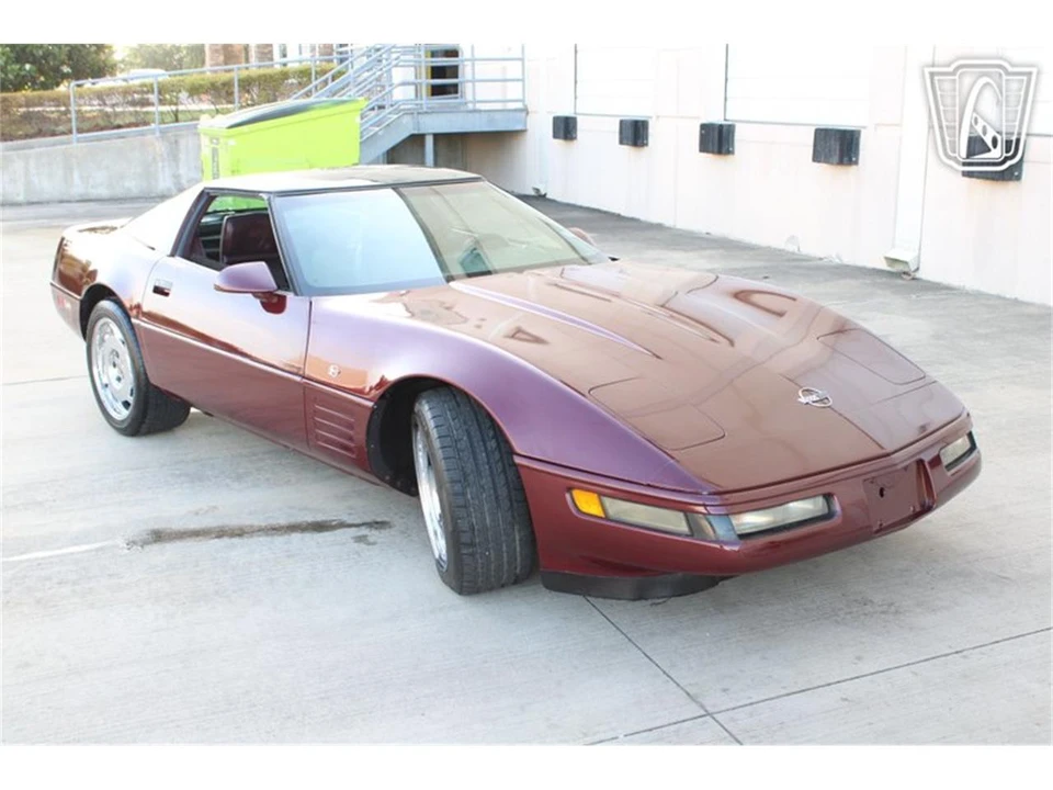 1993 Chevrolet Corvette C4 - Image 19 of 31