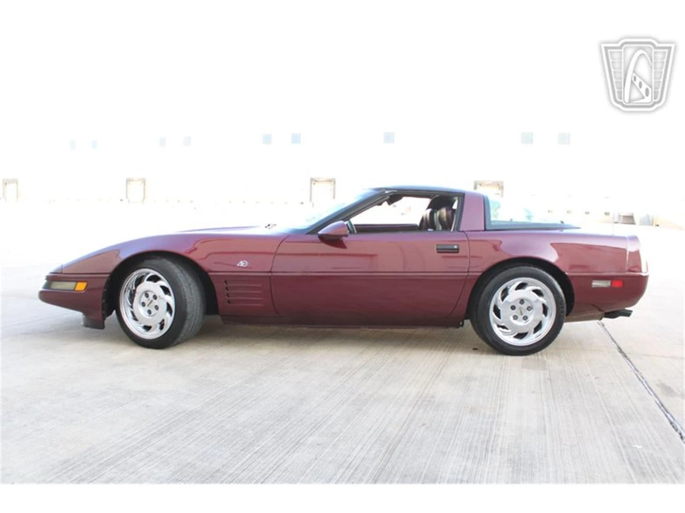 1993 Chevrolet Corvette C4 - Image 4 of 31