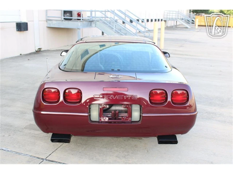 1993 Chevrolet Corvette C4 - Image 9 of 31