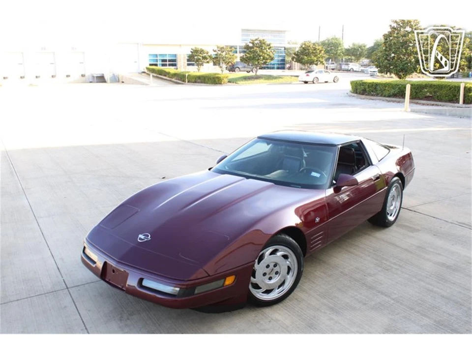 1993 Chevrolet Corvette C4 - Image 24 of 31