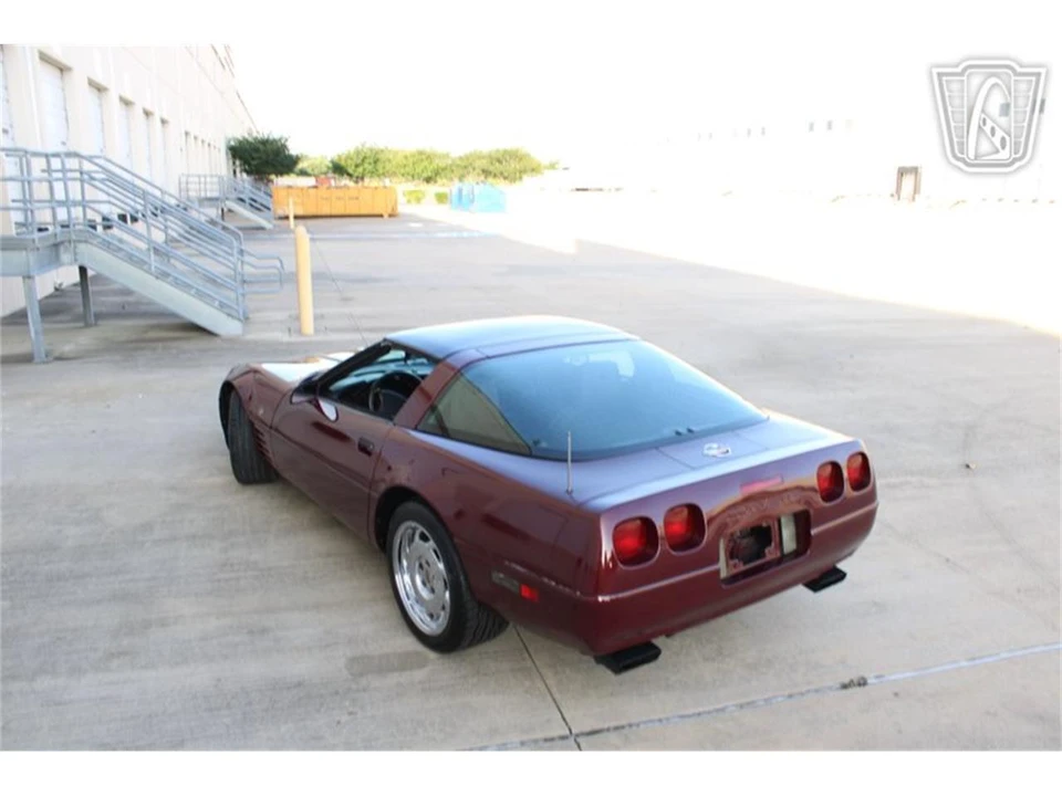 1993 Chevrolet Corvette C4 - Image 5 of 31