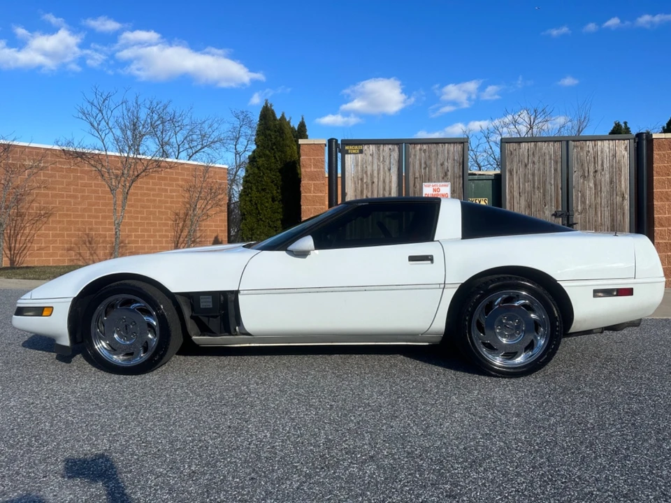 1993 Chevrolet Corvette C4 - Image 6 of 20