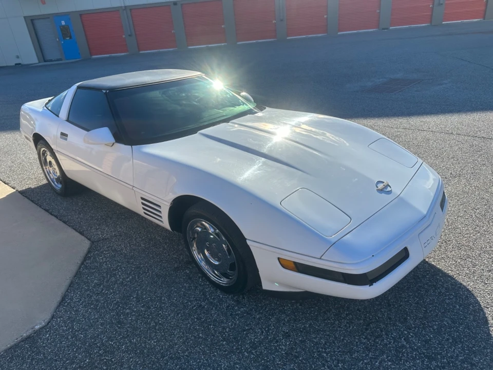 1993 Chevrolet Corvette C4 - Image 2 of 20