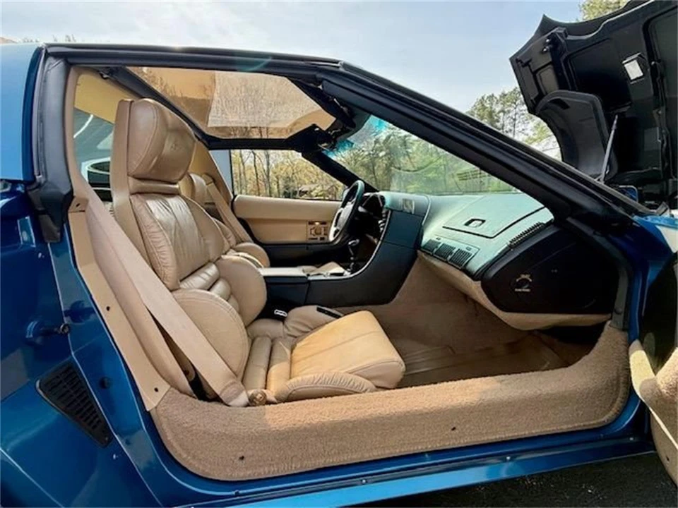 1993 Chevrolet Corvette C4 - Image 21 of 31