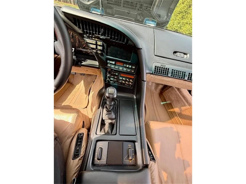 1993 Chevrolet Corvette C4 - Image 20 of 31