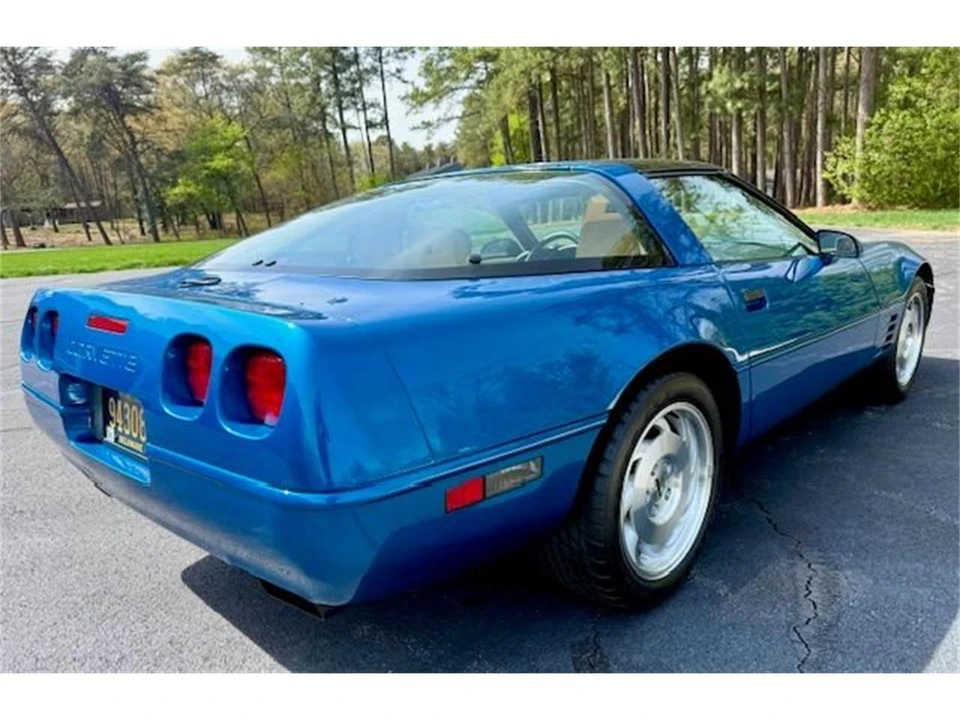 1993 Chevrolet Corvette C4 - Image 10 of 31