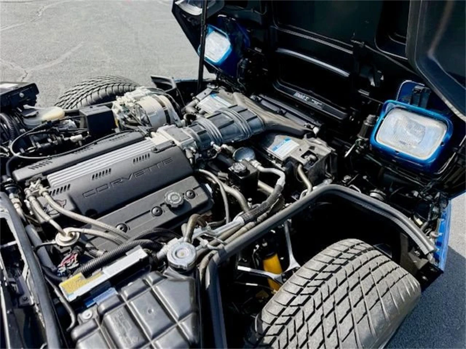 1993 Chevrolet Corvette C4 - Image 26 of 31