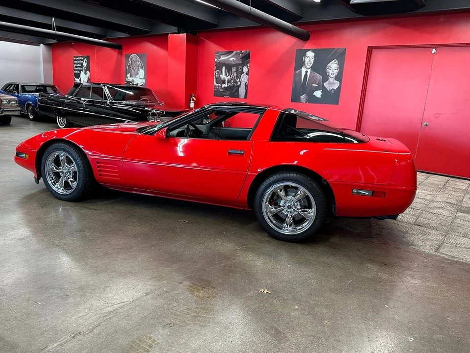 1993 Chevrolet Corvette C4 - Image 18 of 21