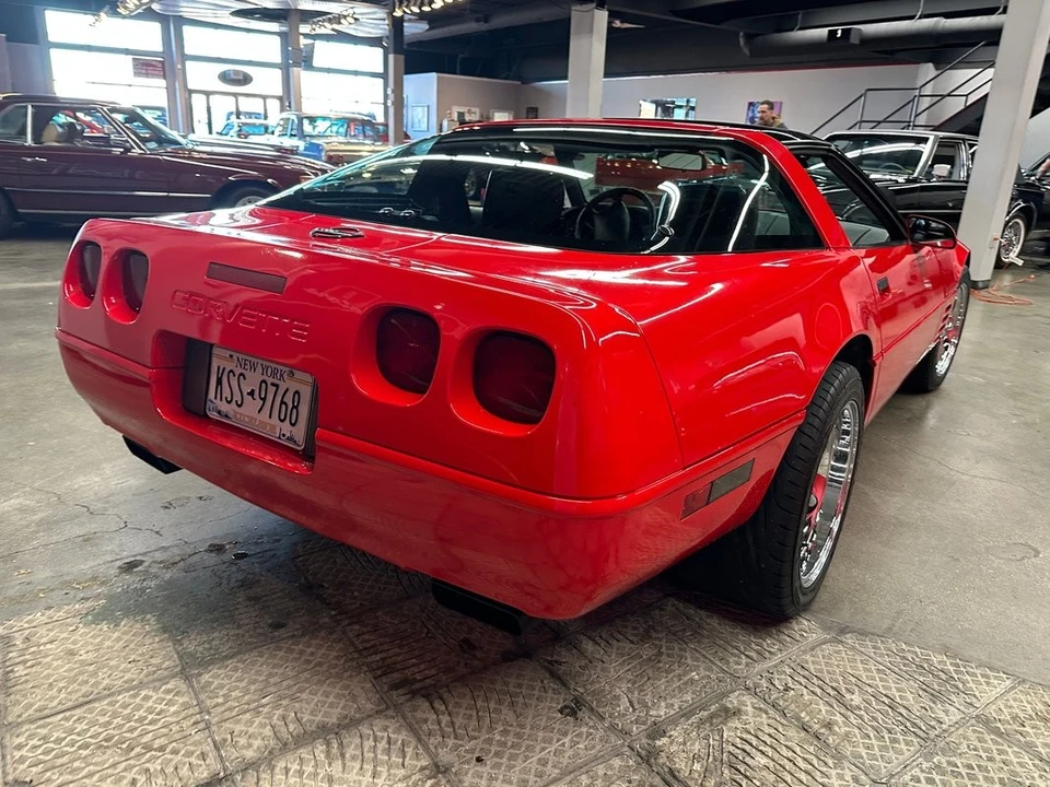 1993 Chevrolet Corvette C4 - Image 12 of 21