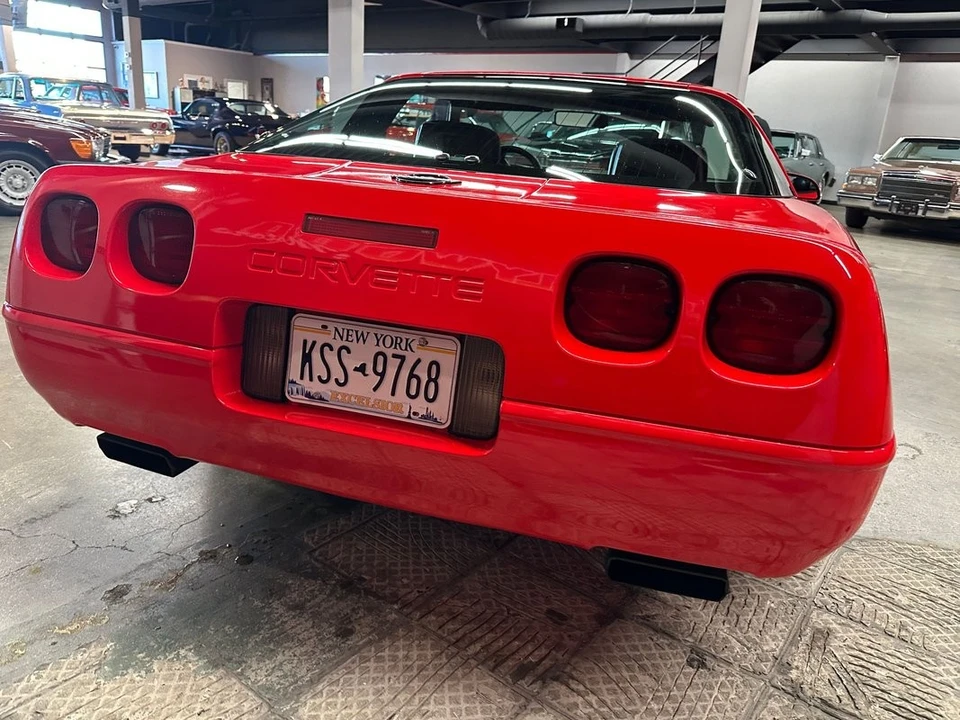 1993 Chevrolet Corvette C4 - Image 14 of 21