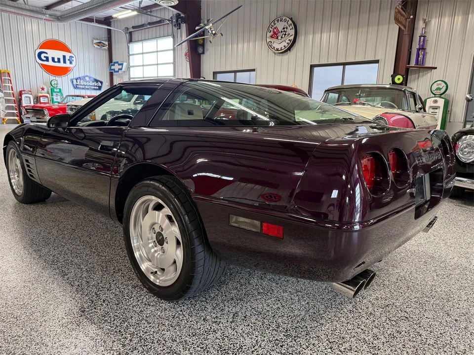 1993 Chevrolet Corvette C4 - Image 7 of 31