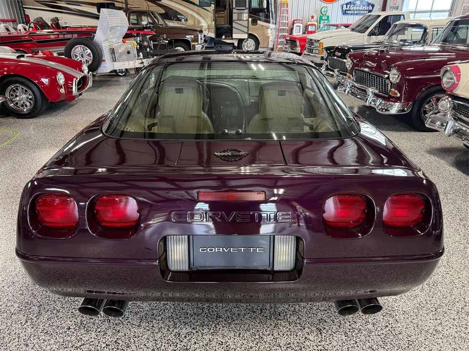 1993 Chevrolet Corvette C4 - Image 8 of 31