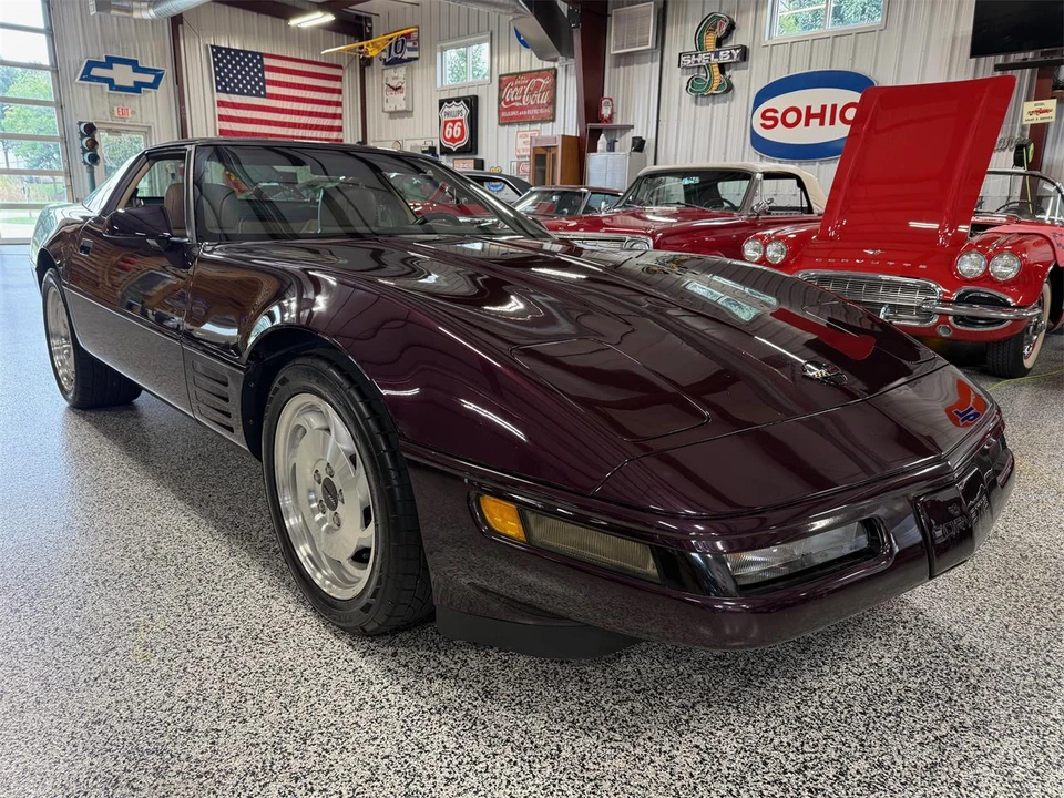 1993 Chevrolet Corvette C4 - Image 12 of 31