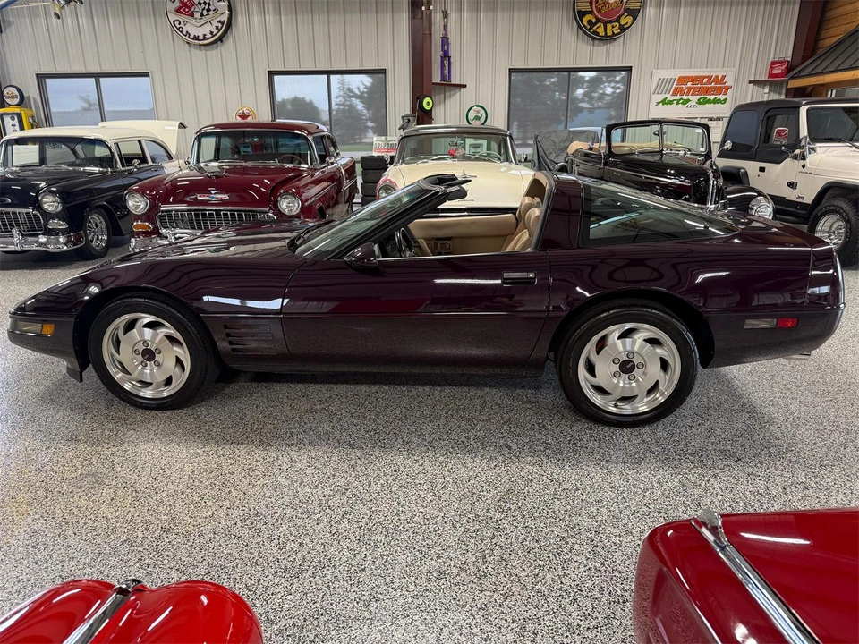 1993 Chevrolet Corvette C4 - Image 3 of 31