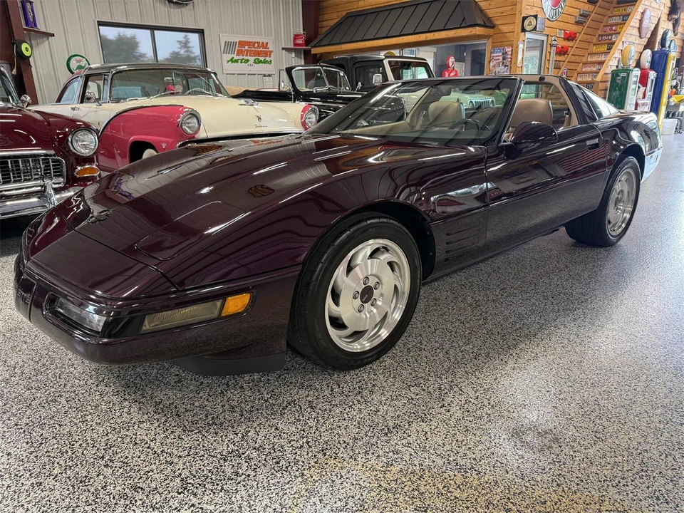 1993 Chevrolet Corvette C4 - Image 18 of 31