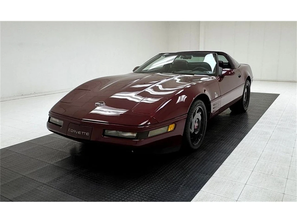 1993 Chevrolet Corvette C4 - Image 2 of 31