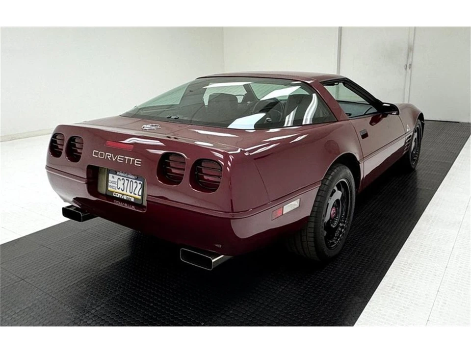 1993 Chevrolet Corvette C4 - Image 8 of 31