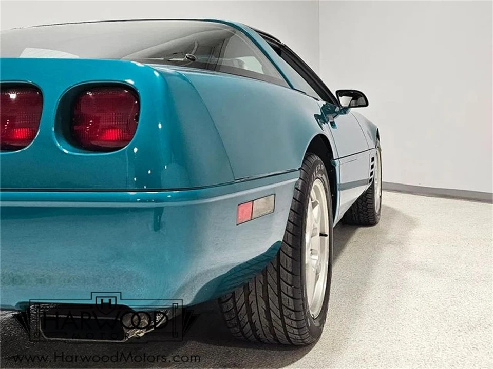 1993 Chevrolet Corvette C4 - Image 15 of 31