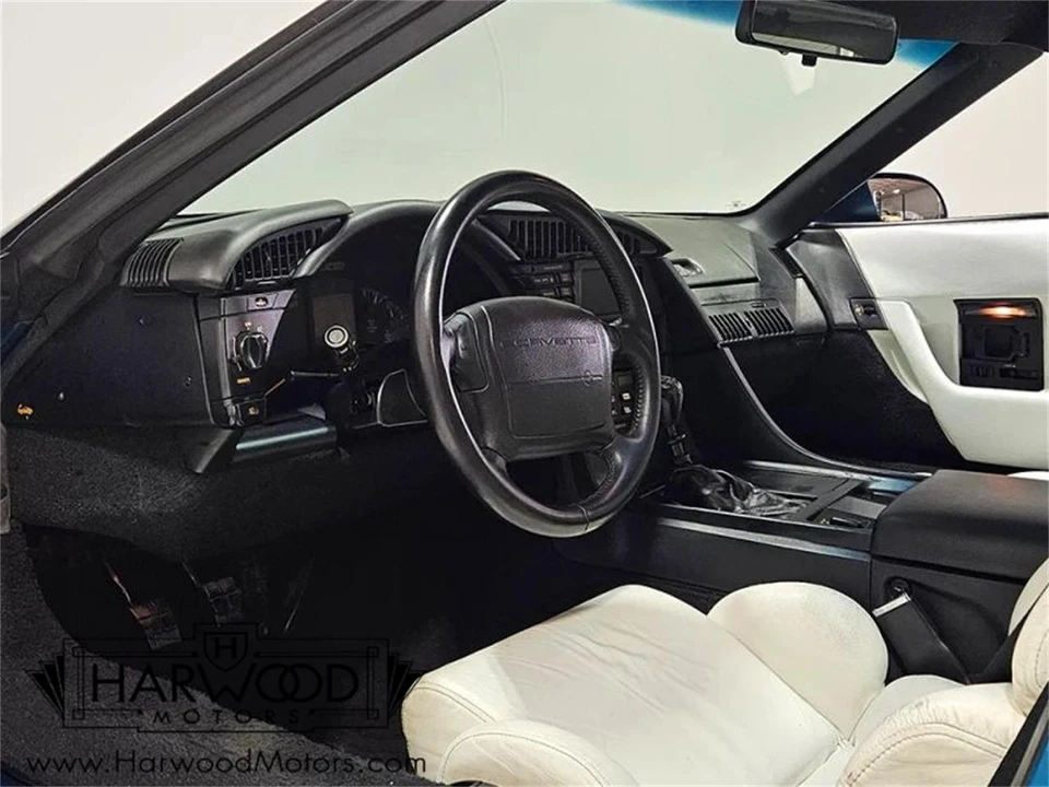 1993 Chevrolet Corvette C4 - Image 22 of 31