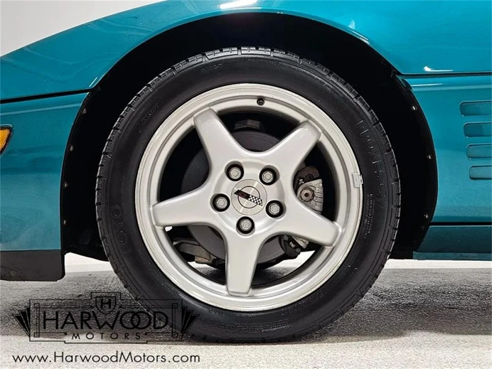 1993 Chevrolet Corvette C4 - Image 16 of 31