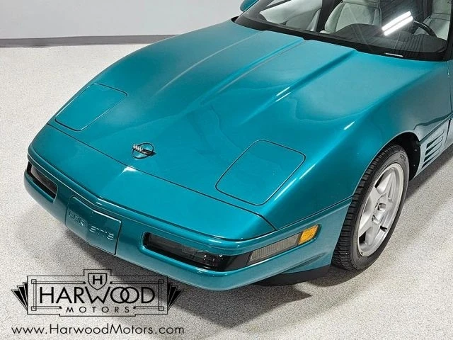 1993 Chevrolet Corvette C4 - Image 16 of 31