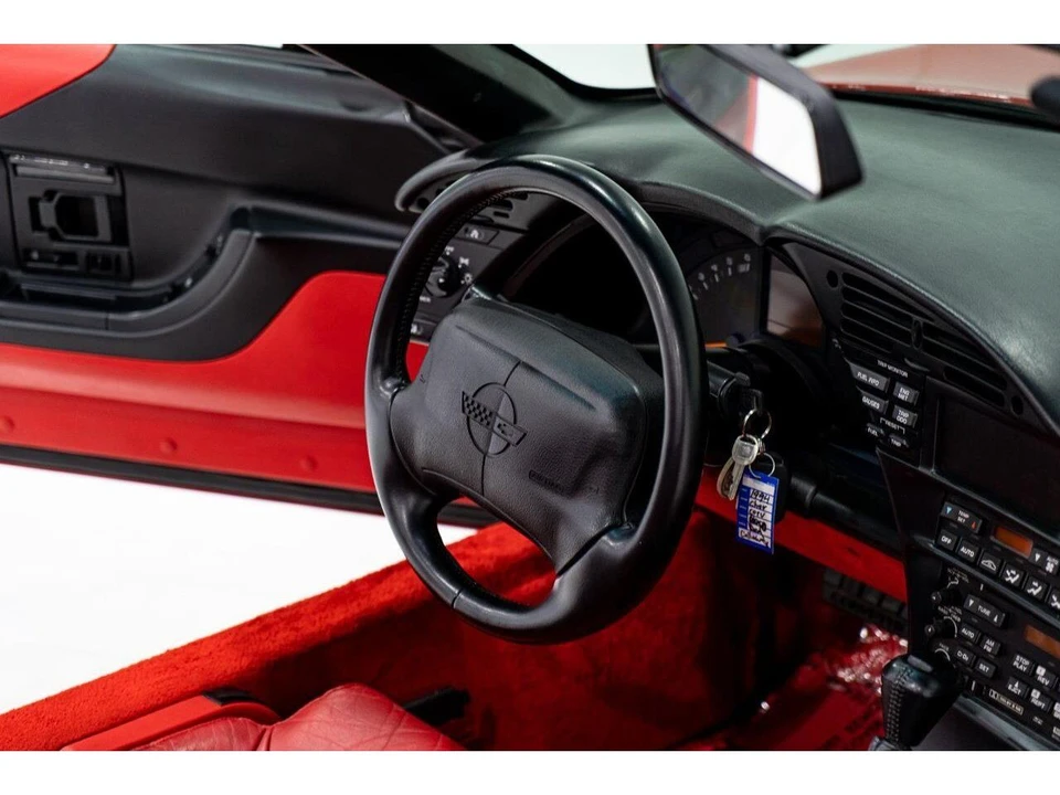 1993 Chevrolet Corvette C4 - Image 12 of 31