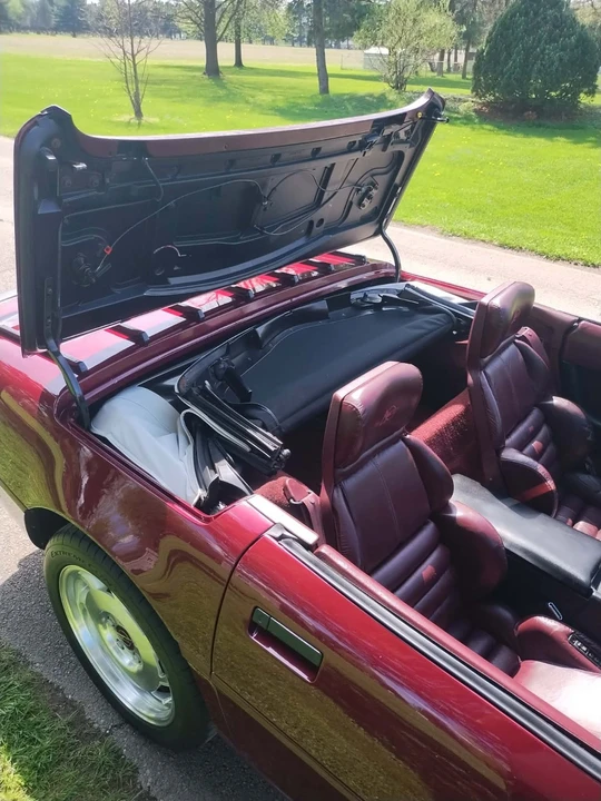 1993 Chevrolet Corvette C4 - Image 8 of 16
