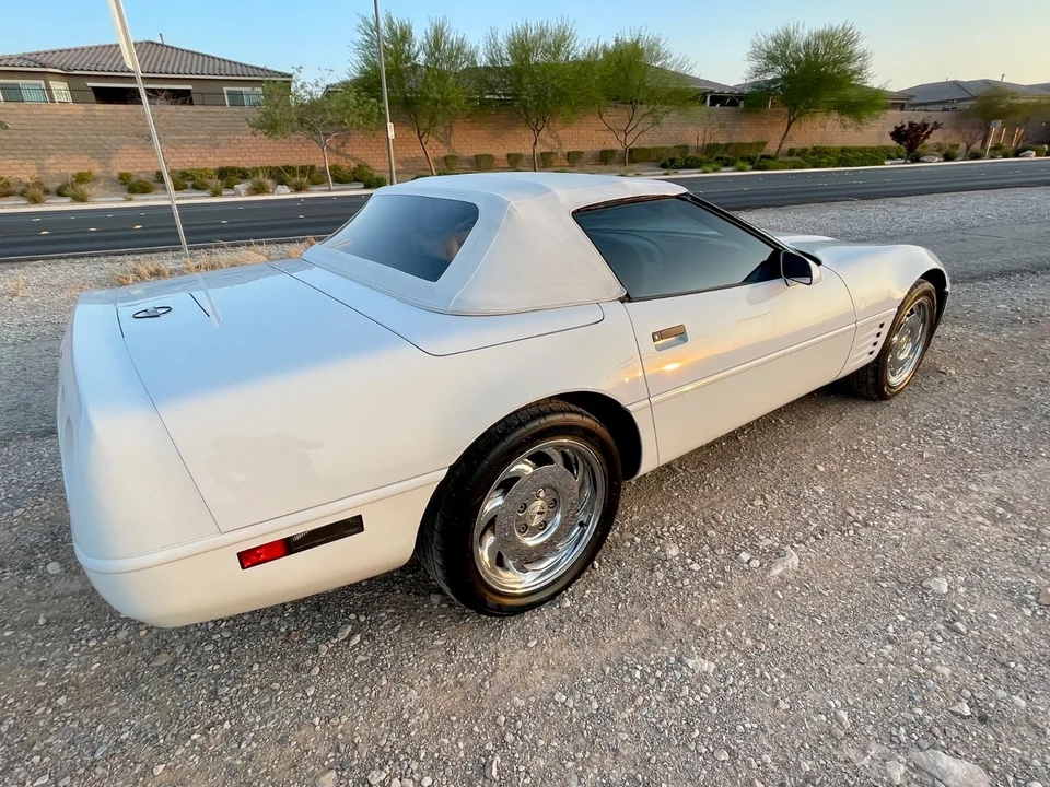 1993 Chevrolet Corvette C4 - Image 3 of 21