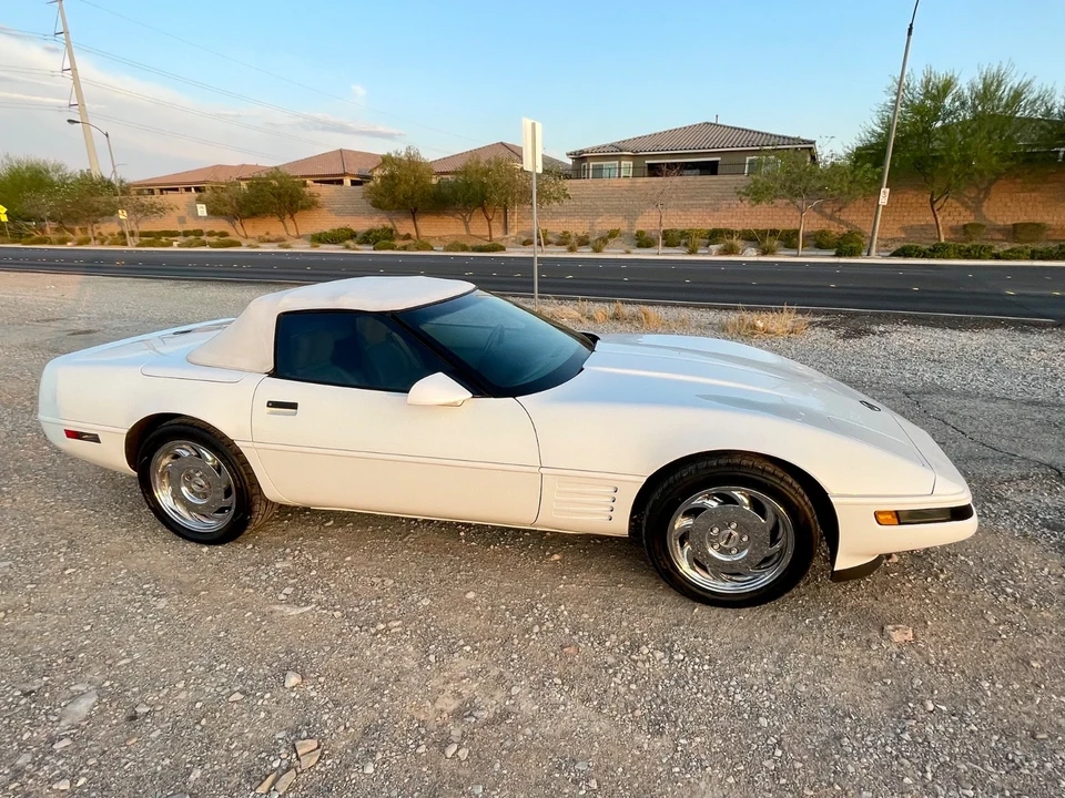 1993 Chevrolet Corvette C4 - Image 2 of 21