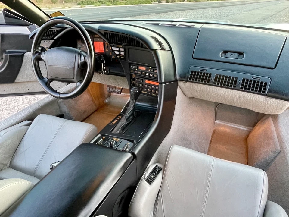 1993 Chevrolet Corvette C4 - Image 17 of 21
