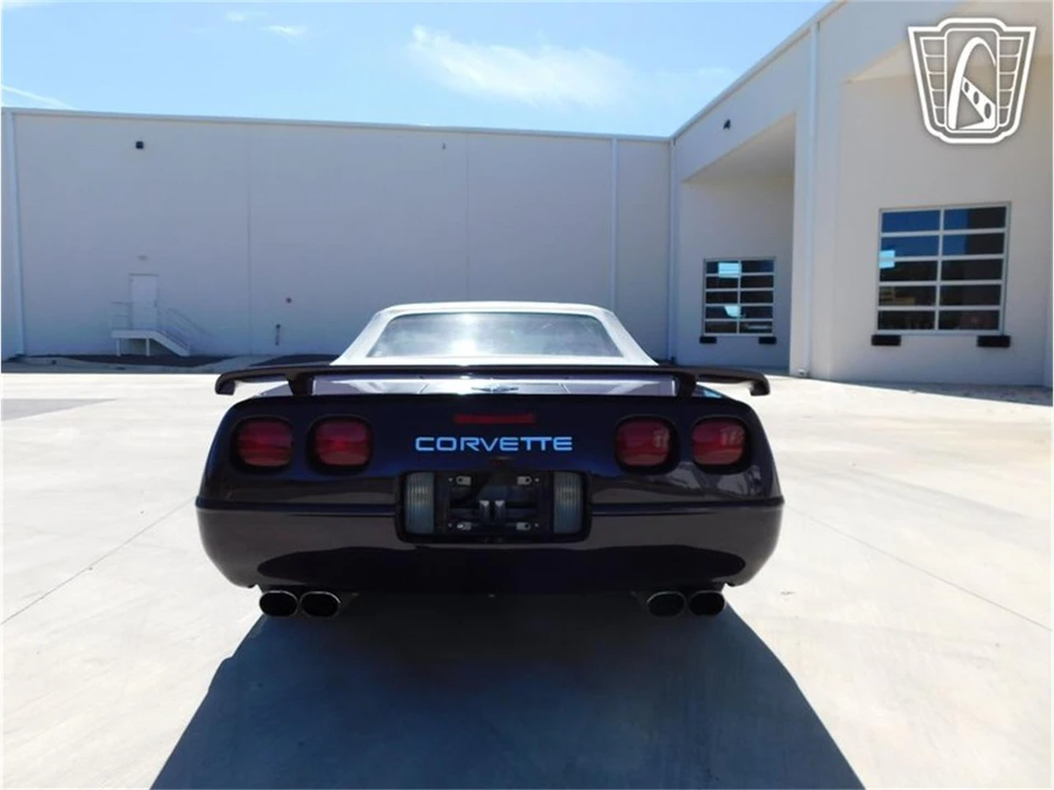 1993 Chevrolet Corvette C4 - Image 22 of 31