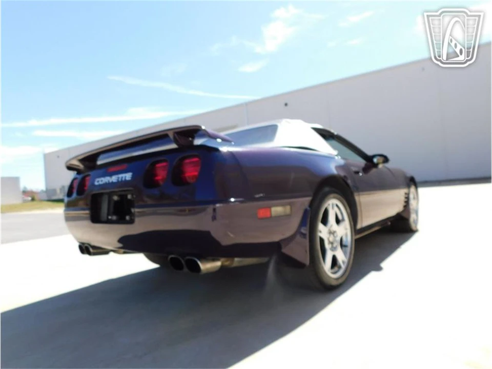 1993 Chevrolet Corvette C4 - Image 24 of 31