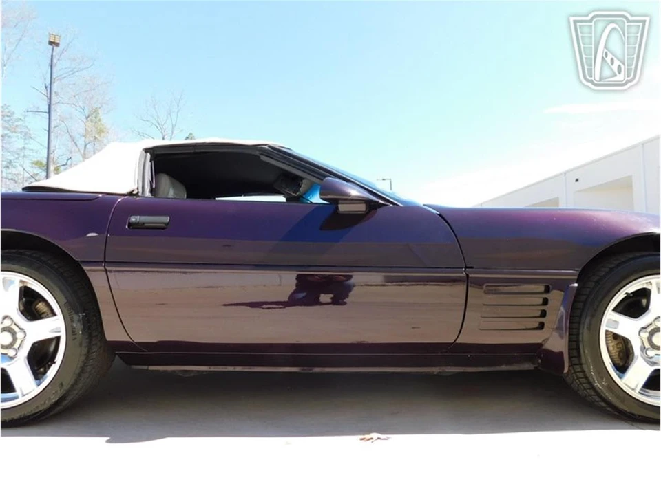 1993 Chevrolet Corvette C4 - Image 30 of 31