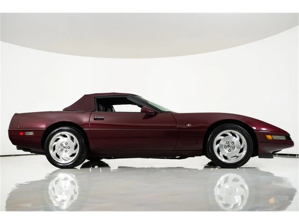 1993 Chevrolet Corvette C4 - Image 13 of 31