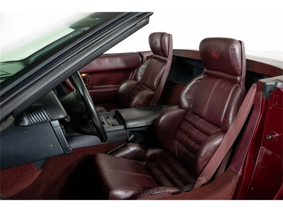 1993 Chevrolet Corvette C4 - Image 22 of 31