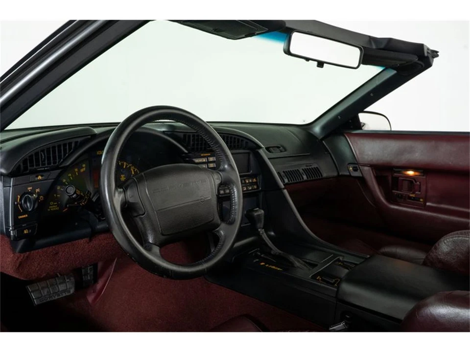 1993 Chevrolet Corvette C4 - Image 20 of 31