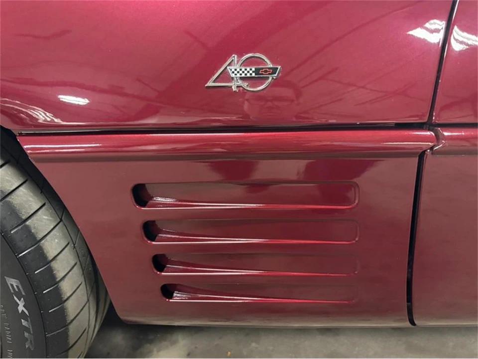 1993 Chevrolet Corvette C4 - Image 25 of 31