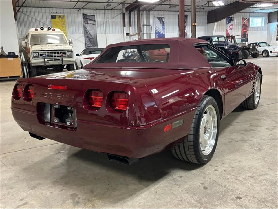 1993 Chevrolet Corvette C4 - Image 6 of 31