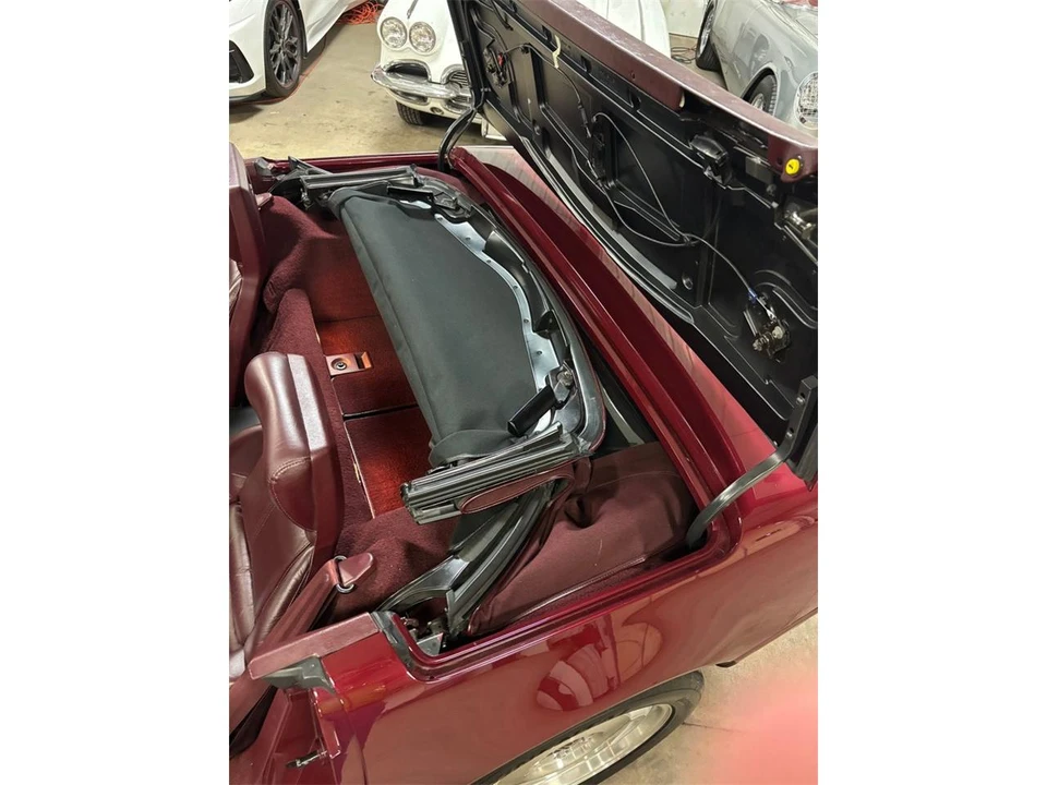 1993 Chevrolet Corvette C4 - Image 27 of 31