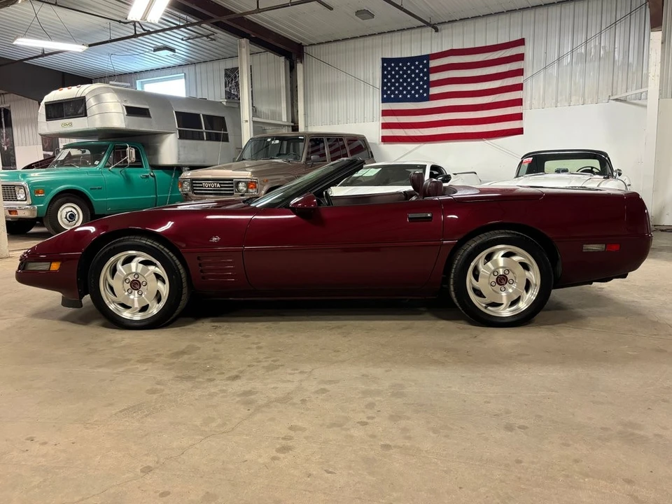 1993 Chevrolet Corvette C4 - Image 30 of 31
