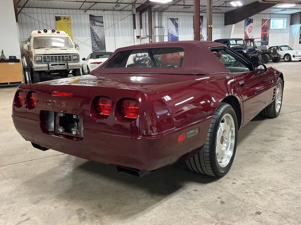 1993 Chevrolet Corvette C4 - Image 6 of 31