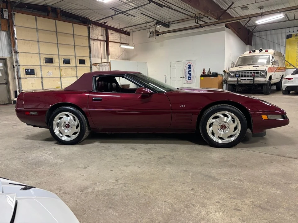 1993 Chevrolet Corvette C4 - Image 7 of 31