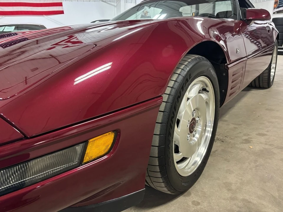 1993 Chevrolet Corvette C4 - Image 10 of 31