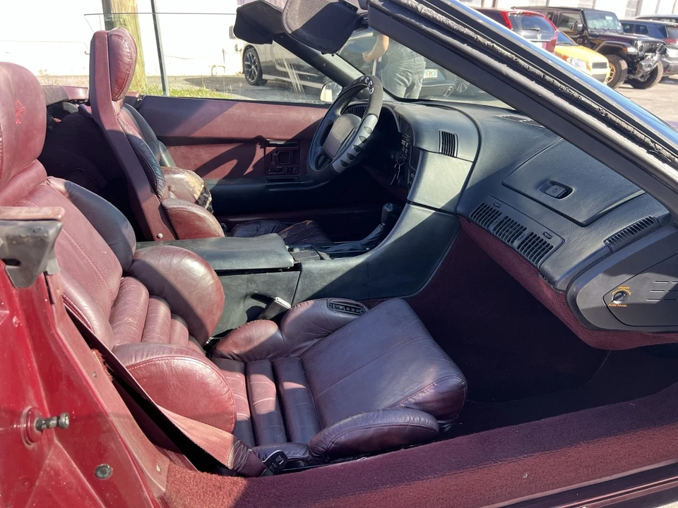 1993 Chevrolet Corvette C4 - Image 17 of 21