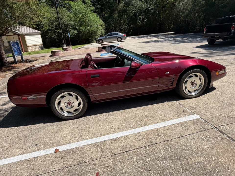1993 Chevrolet Corvette C4 - Image 11 of 19