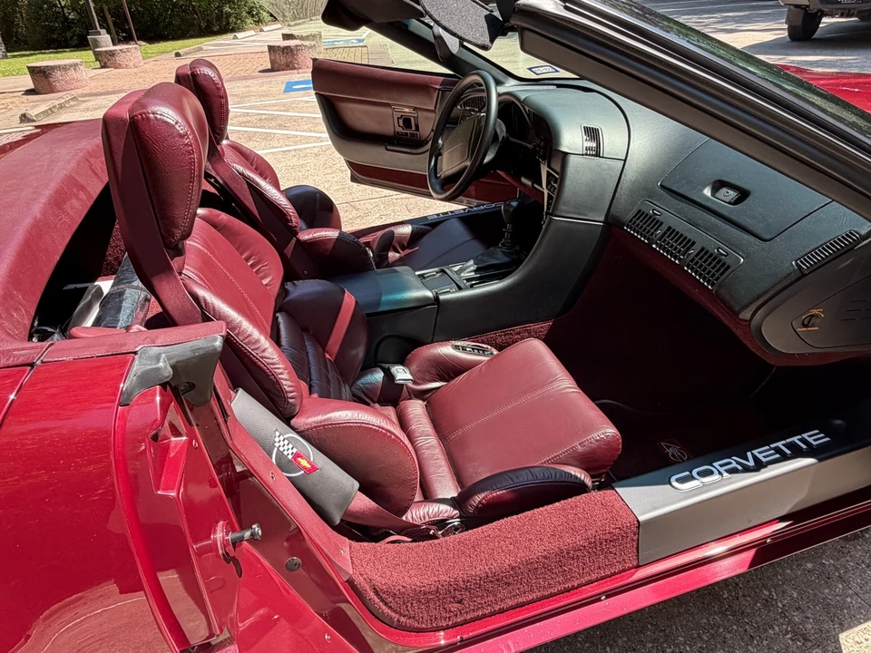 1993 Chevrolet Corvette C4 - Image 9 of 19