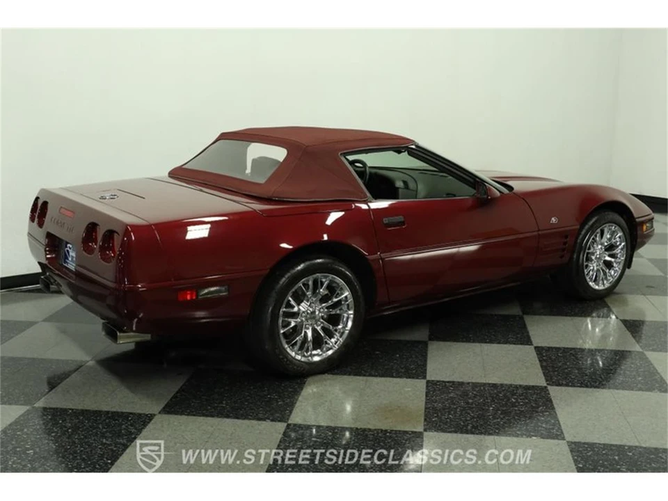 1993 Chevrolet Corvette C4 - Image 12 of 31
