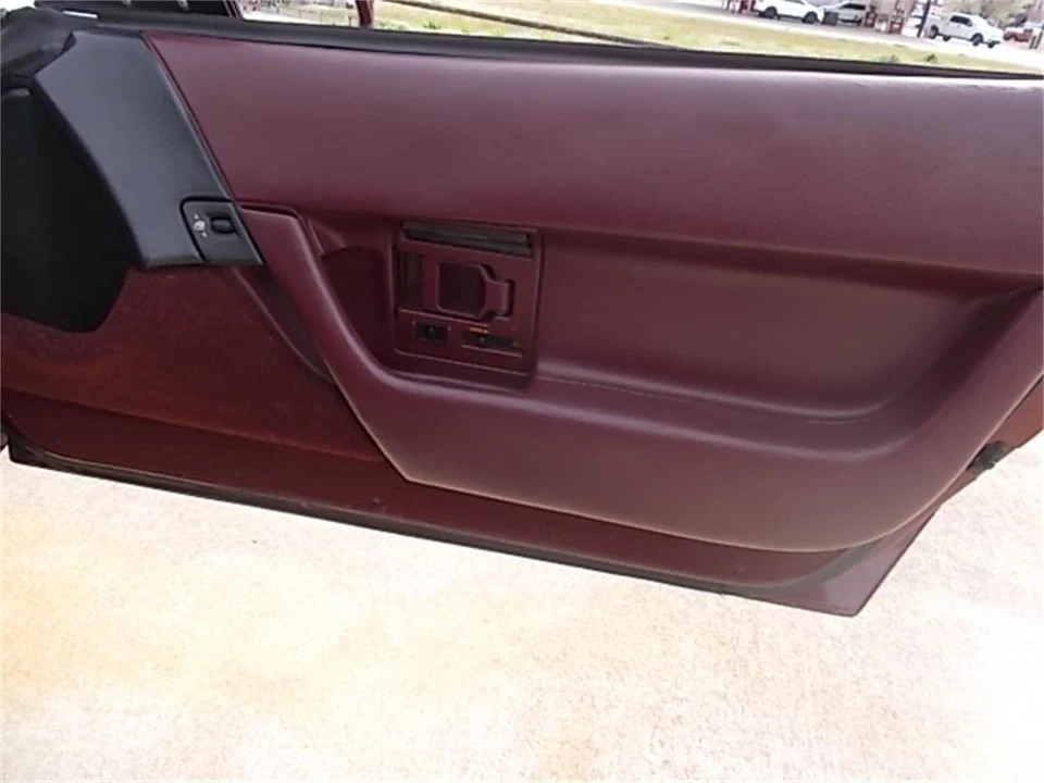 1993 Chevrolet Corvette C4 - Image 11 of 15