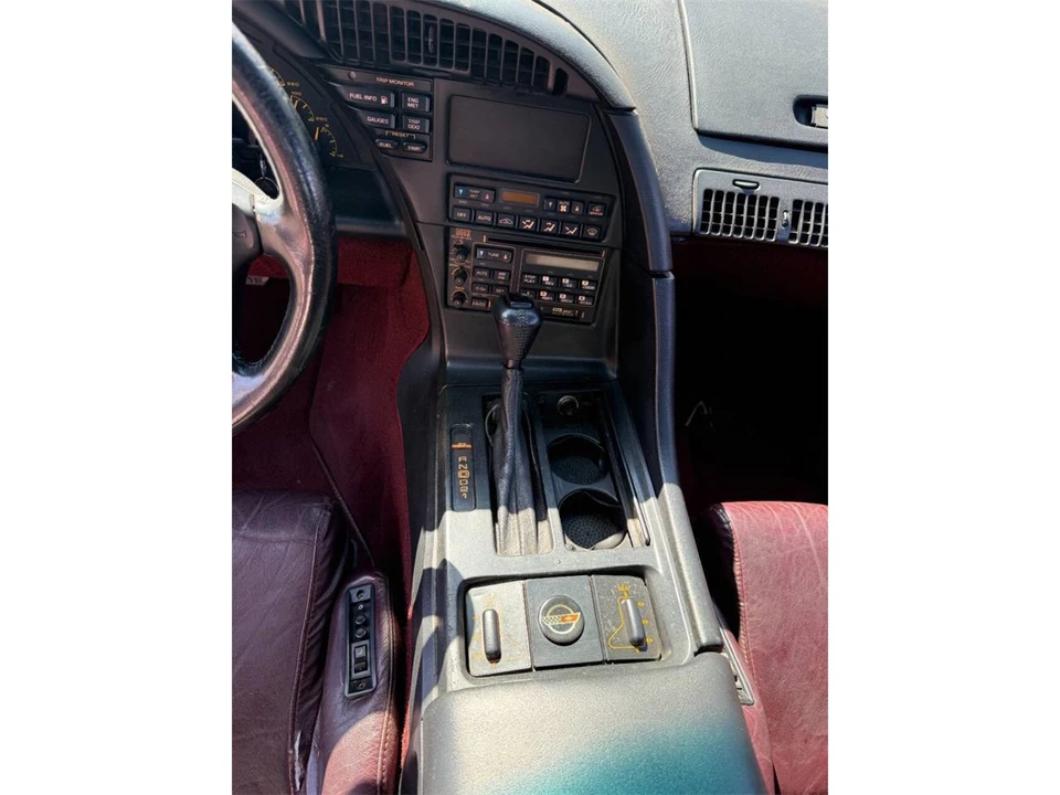 1993 Chevrolet Corvette C4 - Image 15 of 31